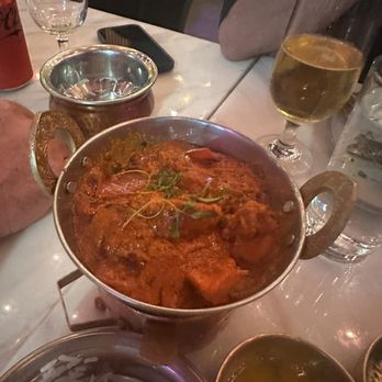 Rishtedar - Chicken Tikka Masala smaller portion than other places, and zero spice level that should have been hot. - Indian Near Me - Miami, Florida Rishtedar - Chicken Tikka Masala smaller portion than other places, and zero spice level that should have been hot. - Indian Near Me - Miami, Florida