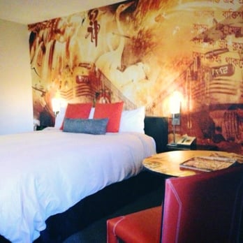 The Tangerine - Hotels Near Me - Burbank, California