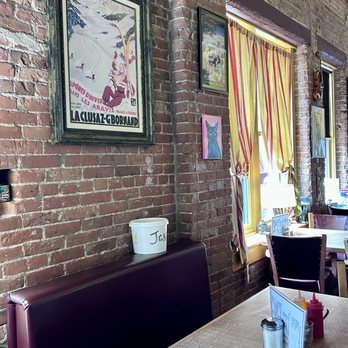 Cateye Cafe - Atmosphere - New American Near Me - Bozeman, Montana Cateye Cafe - Atmosphere - New American Near Me - Bozeman, Montana