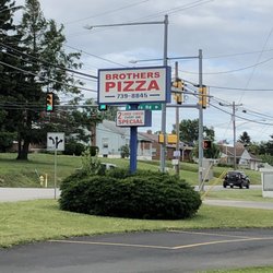 Brothers Pizza - Spring Grove