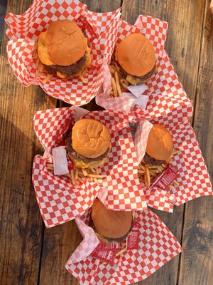 Burger Littles by null