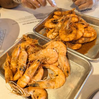 Crawfish Cafe - Crazy Cajun shrimp - Seafood Near Me - Pearland, Texas