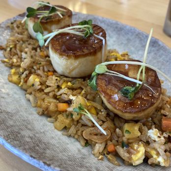 Leader - Not Scallops - Scandinavian Near Me - Cambridge, Minnesota Leader - Not Scallops - Scandinavian Near Me - Cambridge, Minnesota