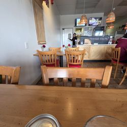 Mae Ploy Thai Cuisine