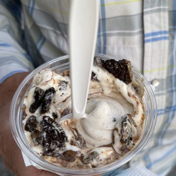 Andy's Frozen Custard - Boot Daddy goodness - vanilla frozen custard with Oreo crumbles, caramel and hot fudge! - Desserts Near Me - Dallas, Texas