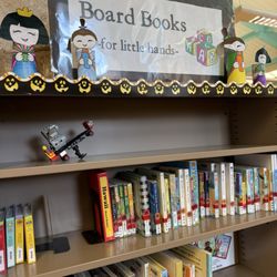 Hawaii State Public Library System - Waikiki-Kapahulu Library