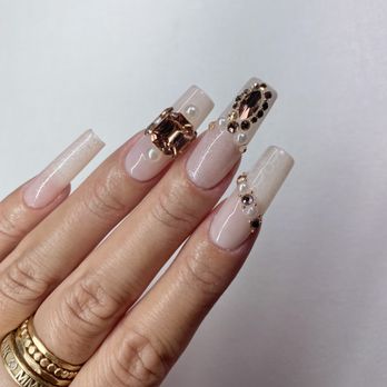 Kwklaws - Nail Technicians Near Me - Honolulu, Hawaii