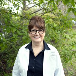 Darwin Chiropractic Center - Dr. Holly Darwin