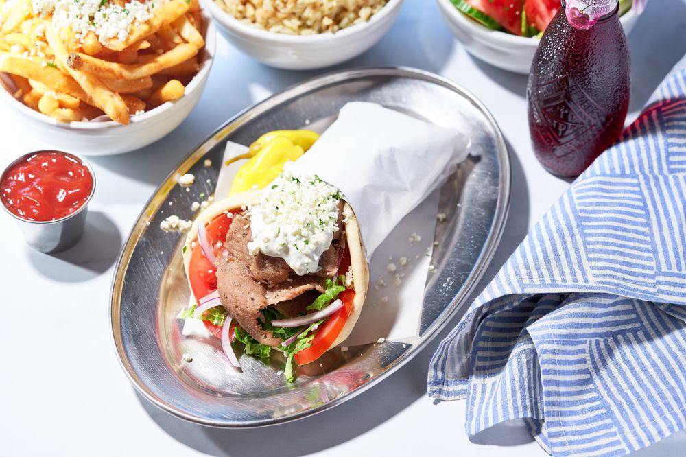 Meráki Greek Grill – Charleston/Fort Apache - Photo 1