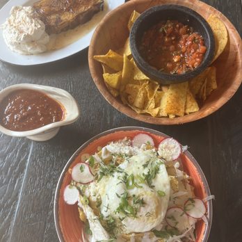 Federales Tacos & Tequila - Logan Square - Bars Near Me - Chicago, Illinois Federales Tacos & Tequila - Logan Square - Bars Near Me - Chicago, Illinois