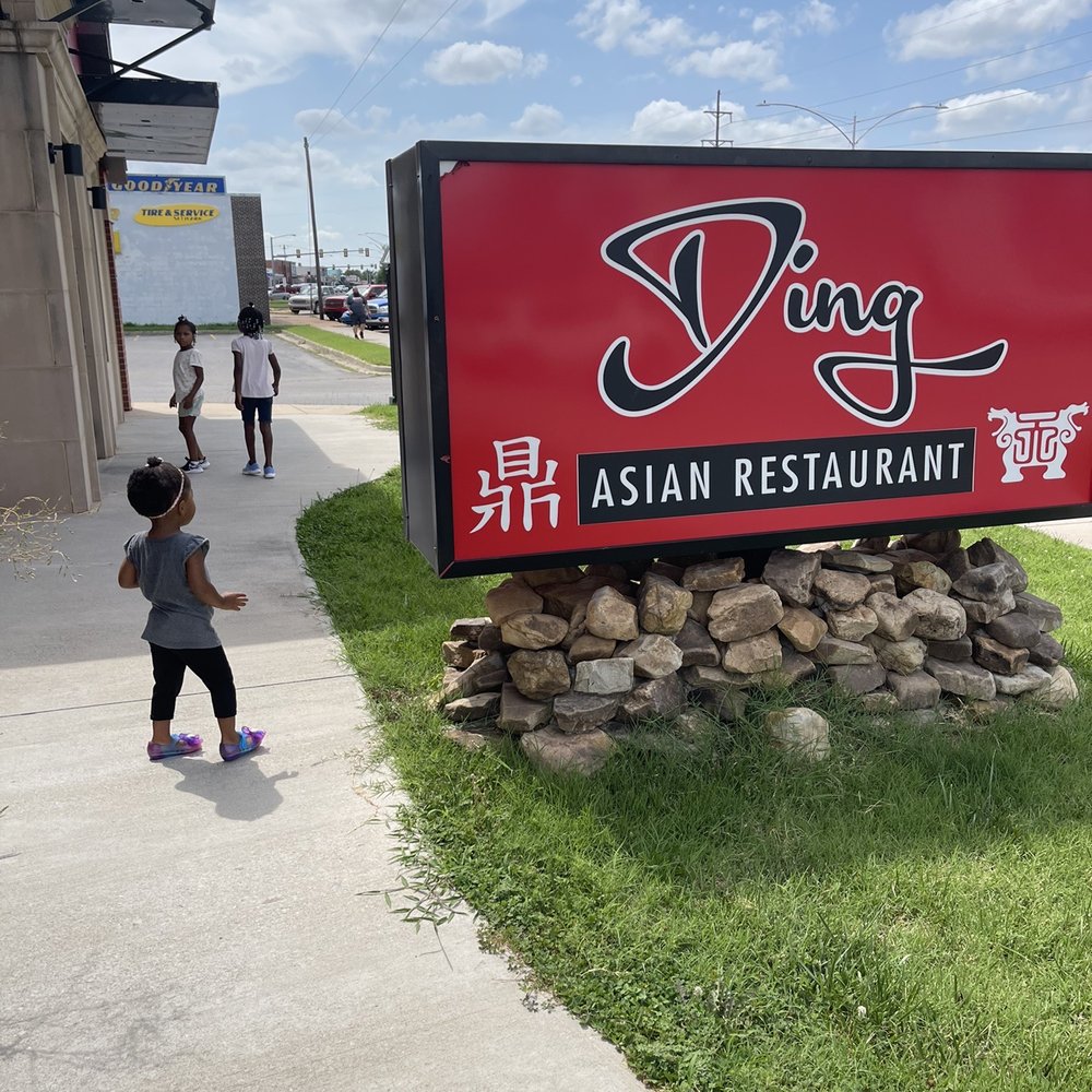 My great nieces chose Asian food! Here we are Ding!