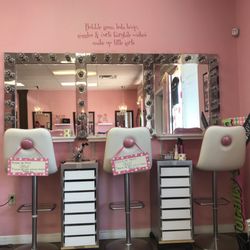 Totally Spoiled - Make up section
