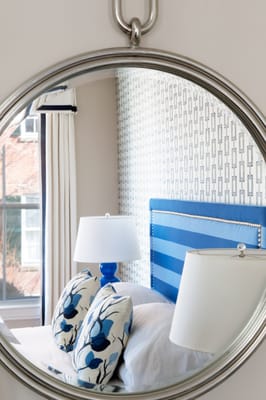 76 Main Ink Press Hotel by null