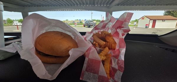 Wagner's Drive-In by null