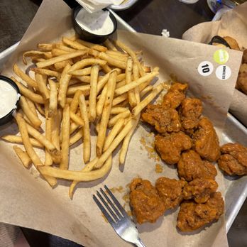 Buffalo Wild Wings - 10 Boneless Wings - Sports Bars Near Me - Augusta, Georgia