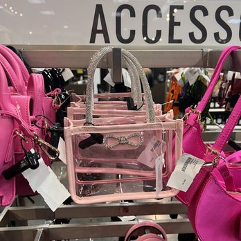 Fashion Nova Montebello - Women's Clothing Near Me - Montebello, California