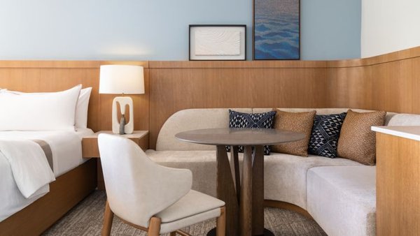 Moana Surfrider, A Westin Resort & Spa, Waikiki Beach by null