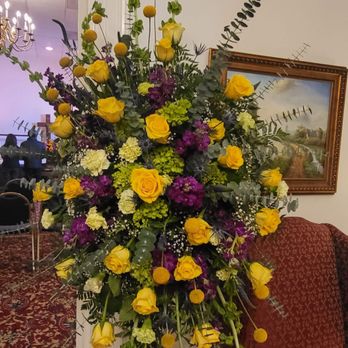 Chaya Floral - Florists Near Me