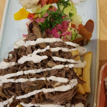Sook - Kebabtallrik med pommes - Lebanese Near Me - Solna, Alberta
