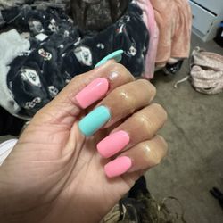 Azalea Nails & Spa - My daughter's finger was cut while getting her nails done.