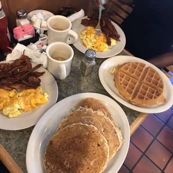 Taste Budz Cafe - Perfect Breakfast Spot - Italian Near Me - Aston, Pennsylvania