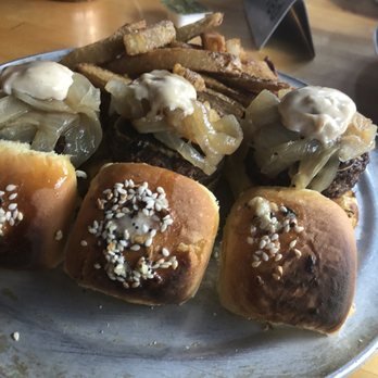 The Kettle Black - Chicken Wings Near Me - Brooklyn, New York
