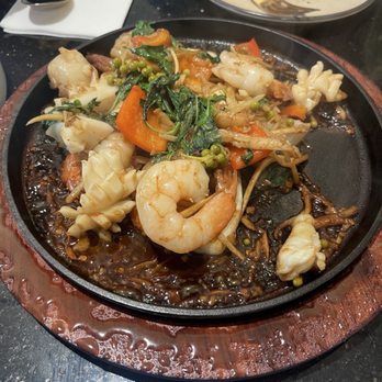Kapow Thai Eatery - Thai Near Me - Union City, California