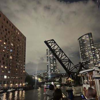 Wendella Tours & Cruises - Boat Charters Near Me - Chicago, Illinois