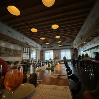 Sixty Vines - Inside - New American Near Me - Charlotte, North Carolina Sixty Vines - Inside - New American Near Me - Charlotte, North Carolina
