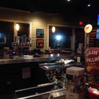 Chili's - Pretty nice full bar separate from the dining tables - American Near Me - Las Vegas, Nevada