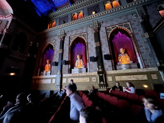 The Oriental Theatre | Milwaukee Film Historic Cinemas by null