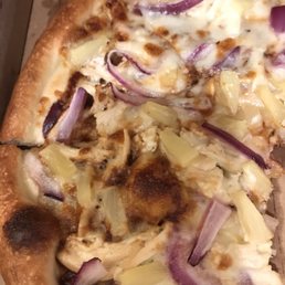 12'' Hawaiian BBQ Chicken Pizza 12'' Hawaiian BBQ Chicken Pizza