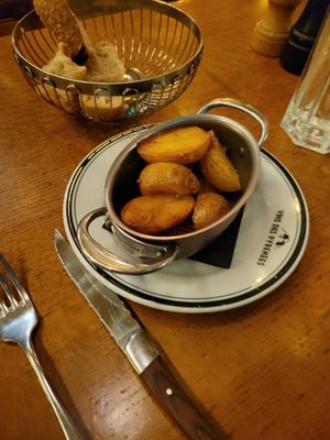 Vins des Pyrénées by null