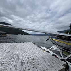 Family Air - Gorgeous plane in a gorgeous location