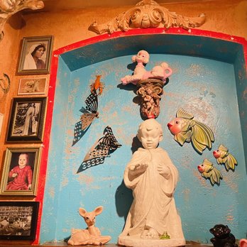 Buca di Beppo Italian Restaurant - Decor - Italian Near Me - Redondo Beach, California