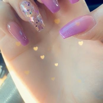 Champagne Nails - Nails by Toni - Nail Salons Near Me - San Marcos, California