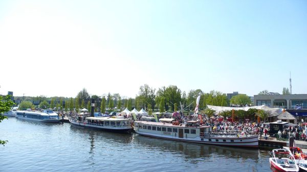 WEISSE FLOTTE Potsdam by null