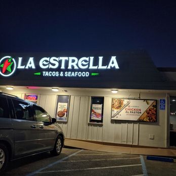Taqueria La Estrella - Outside - Latin American Near Me - Manteca, California