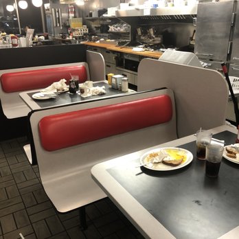 Waffle House - the interior of a restaurant - Breakfast & Brunch Near Me - Nashville, Tennessee Waffle House - the interior of a restaurant - Breakfast & Brunch Near Me - Nashville, Tennessee
