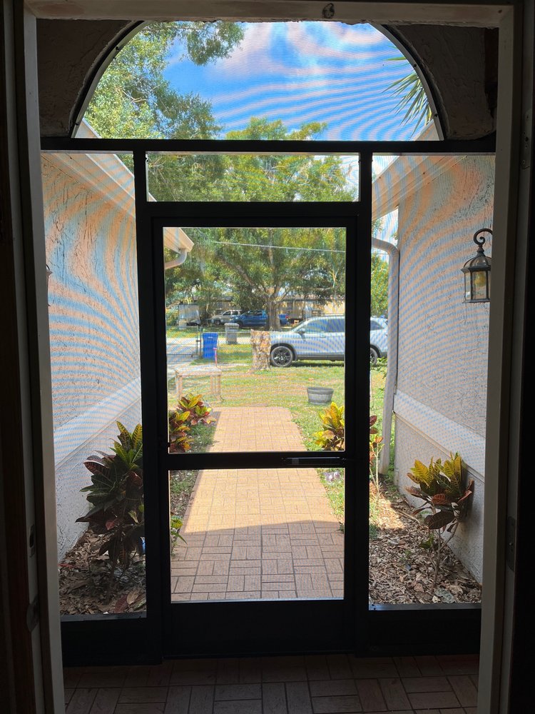 YR SCREENS Updated September 2024 70 Photos Tampa, Florida