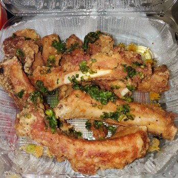 PT Eatery - Garlic Baby Back Ribs. Not sure how many it was supposed to be since there were bits of pieces not whole sizes. - Vietnamese Near Me - San Diego, California PT Eatery - Garlic Baby Back Ribs. Not sure how many it was supposed to be since there were bits of pieces not whole sizes. - Vietnamese Near Me - San Diego, California