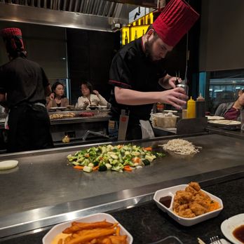 Hibachi - Hibachi at work - Japanese Near Me - Oakville, Ontario Hibachi - Hibachi at work - Japanese Near Me - Oakville, Ontario