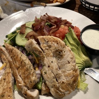 The Peanut - Bacon avocado salad - American Near Me - Olathe, Kansas