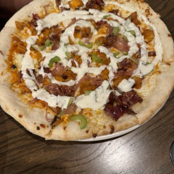 Roosevelts - Buffalo pizza - American Near Me - Jackson, Wyoming