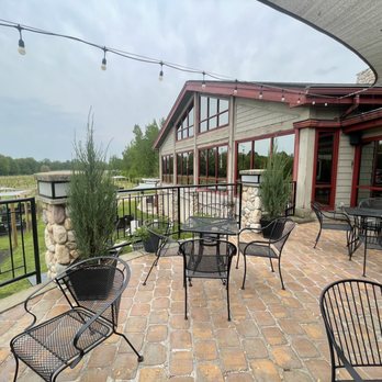 Tabor Hill Winery & Restaurant - Wineries Near Me - Buchanan, Michigan