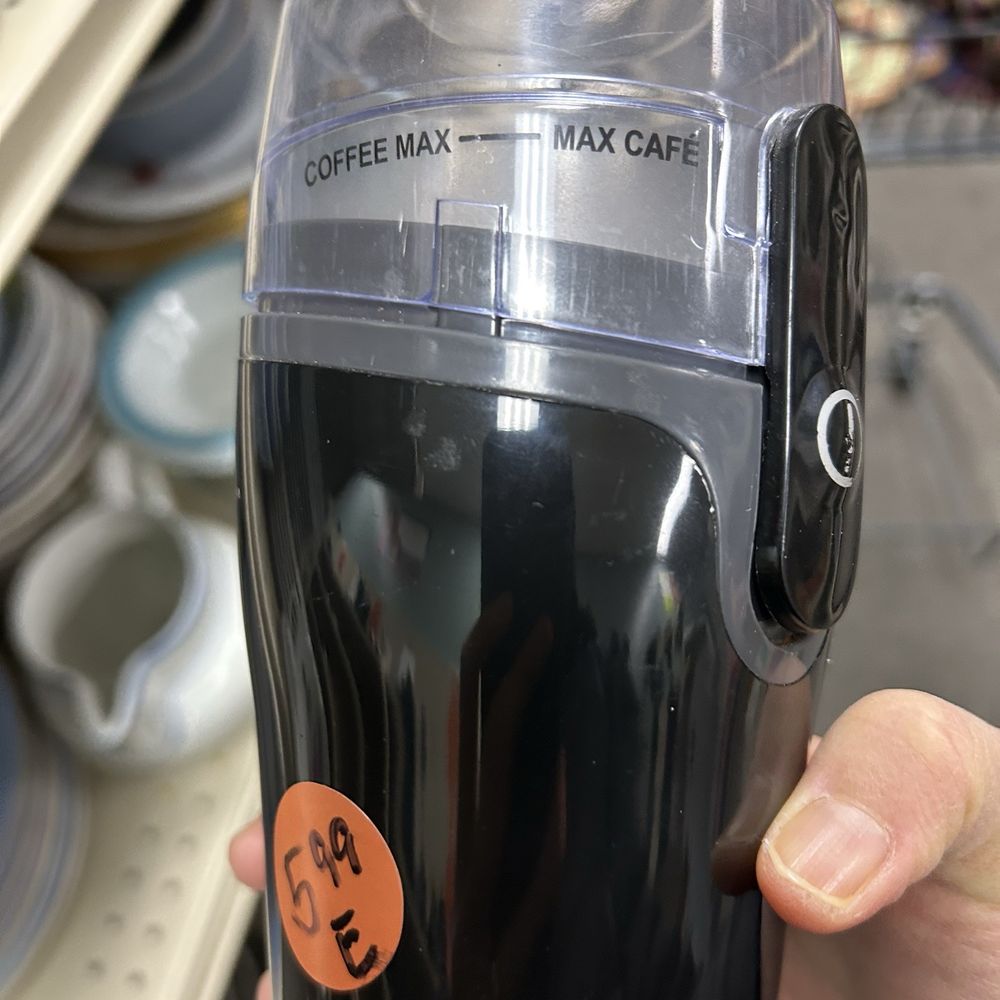 Mission Thrift - Coffee grinder - Antiques Near Me - Tacoma, Washington