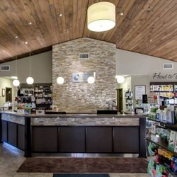 Guelph Animal Hospital - Front Foyer