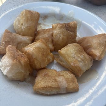 Lighthouse - Cinnamon Sugar Beignets - Breakfast & Brunch Near Me - Newport Beach, California
