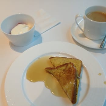 The Centurion Lounge - Breakfast (French toast & Costa Rican coffee) - Airport Lounges Near Me - Dallas, Texas