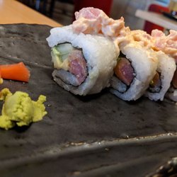 Fusion - California spicy roll (Didn't like the spicy topping. Mayo-heavy)